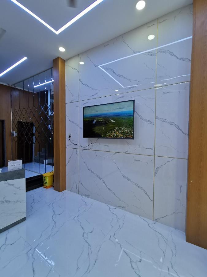 Number One Hotel Кан То Екстериор снимка